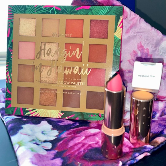 Hangin’ in Hawaii Makeup Bundle - Picture 13 of 13